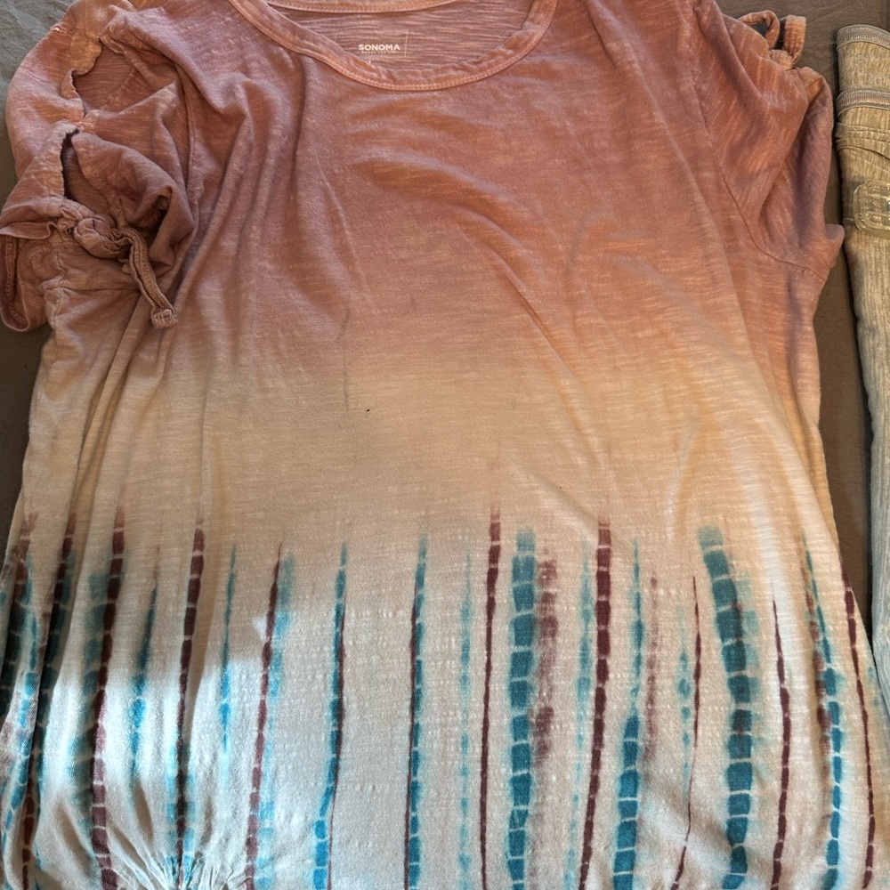 Women’s tie dyed shirt